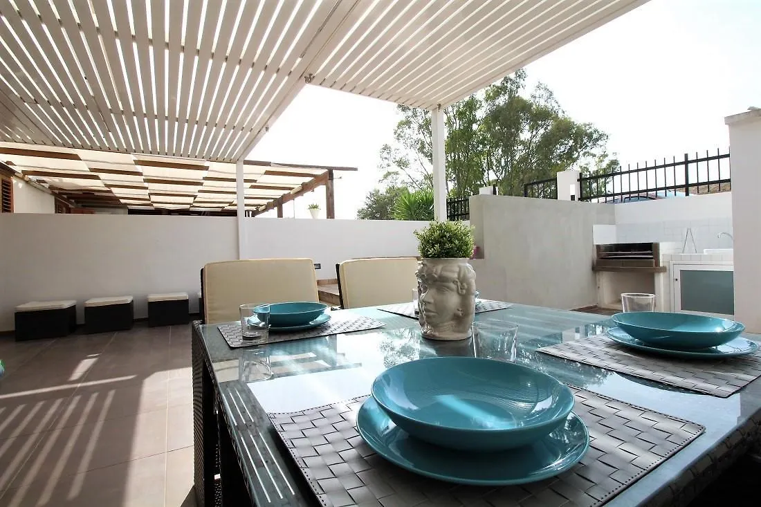 Violet House Daire Marina di Ragusa